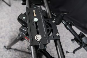 Slider with extra screws on QR plate